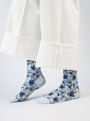 Delfter Blaue Vögel und Insekten