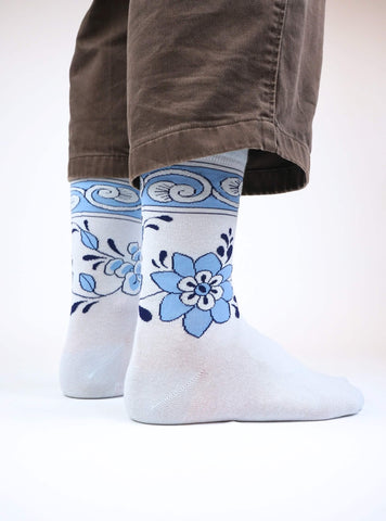 Delfter Blau Paar Schuhe